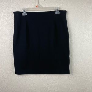 Ann Taylor elastic band black skirt